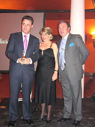 Convención de UNAV en Sevilla, Marzo 2006