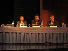 D. José Luis Prieto, Presidente  de la Unión de Agencias de Viajes (UNAV), D. Rafael Gallego, Presidente de la Federación Española de Asociaciones de Agencias de Viajes (FEAAV) y D. José Luis Ramil, Presidente de la Asociación de Grupos Comerciales (AGRUPA)